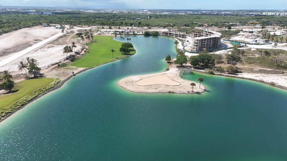 Coral Lake